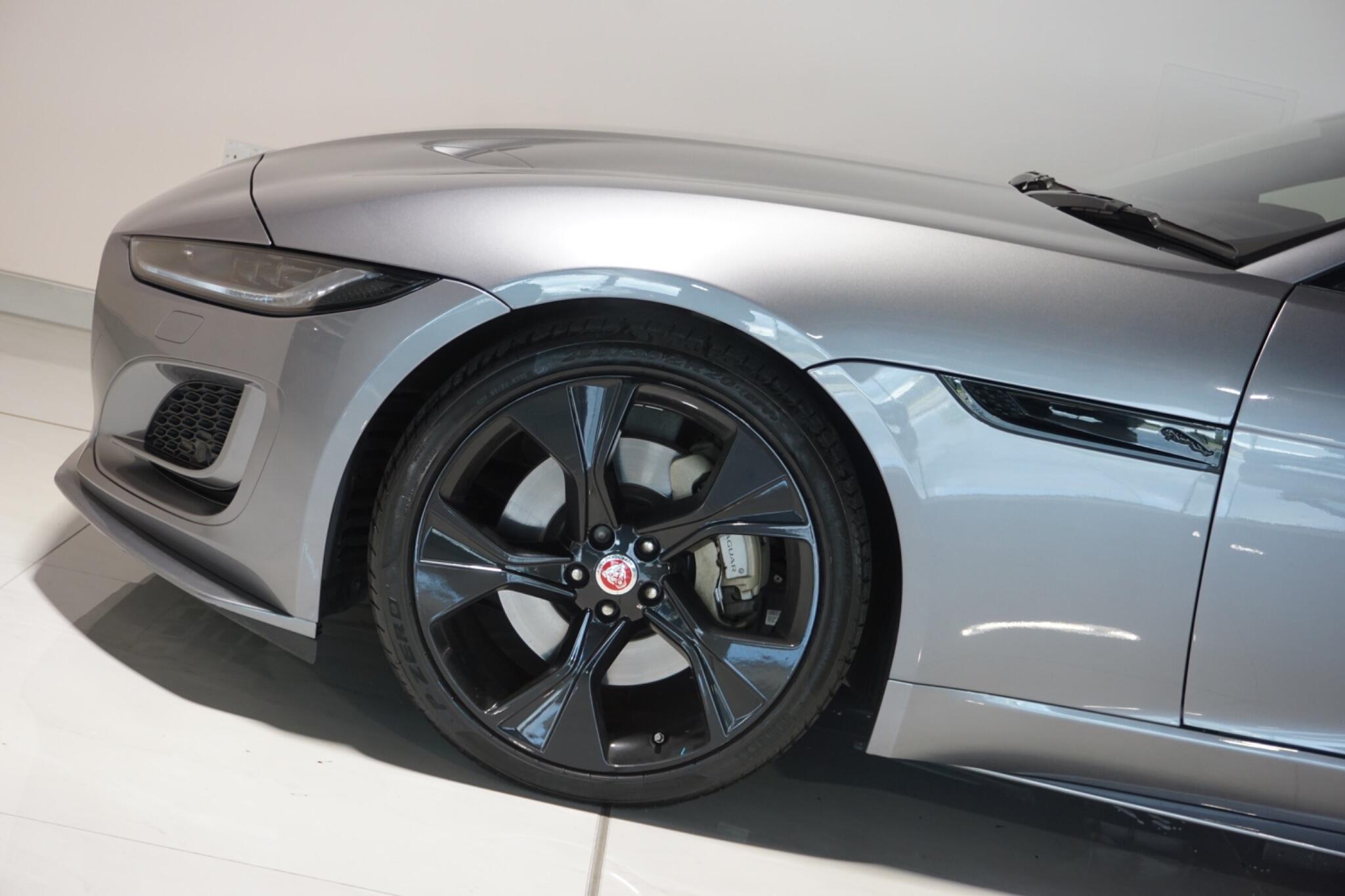 Jaguar F-Type 2.0i R-Dynamic Coupe 2dr Petrol Auto Euro 6 (s/s) (300 ps)